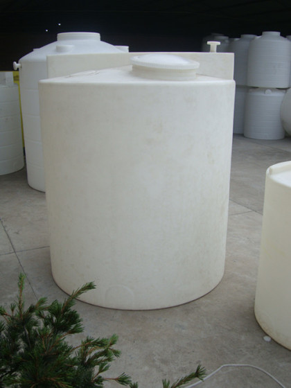 mc-3000L加药箱