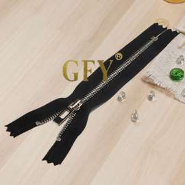 GFY B3-2型：3#磨光双点双拉金属拉链 专业研发高档服装箱包手袋金属拉链 电镀环保不易褪色