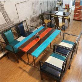 个性化复古怀旧餐桌定制，批发工业风格式餐厅家具-图片