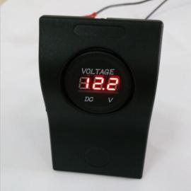 汽车摩托车电压表改装直流电压表LED12V-24V电压表数显电压