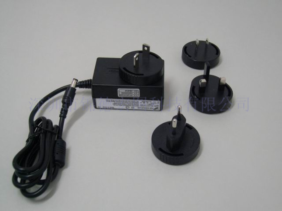 5V/3A，15W医疗电源适配器，通过了UL,CE等60601-1-2认证