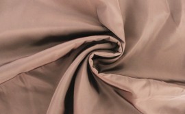 平纹仿记忆（纬加捻）服装面料