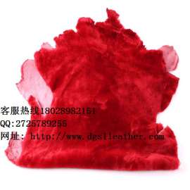 红色羊皮毛一体皮料-苏里皮革