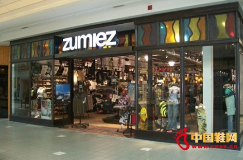 户外鞋服零售店Zumiez销售额同比上涨 