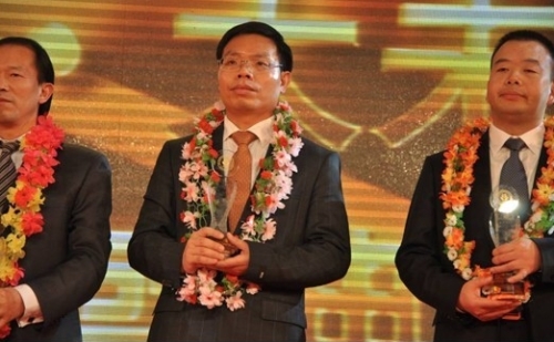 专访双胞胎集团副总裁王勇飞 