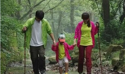儿童户外鞋服产品供不应求 