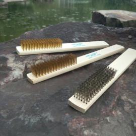 厂家直销木柄文玩核桃刷子,软毛刷,清理包浆上油刷子, 猪鬃刷子