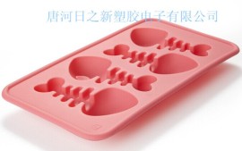 日之新，硅胶鱼骨头冰格