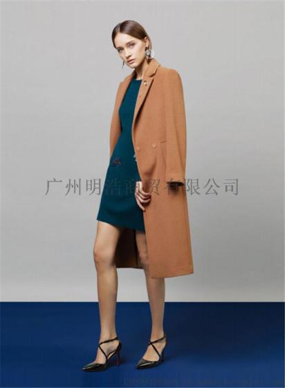 双面羊绒大衣品牌女装折扣店哪家好就到广州明浩