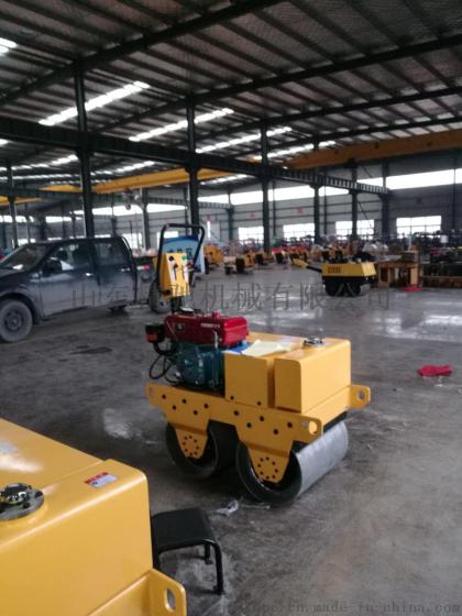 压实2吨的压路机哪里好    手扶压路机厂家报价