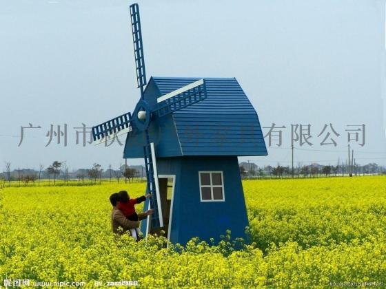 优雅风车图片  木制风车厂家  步行街风车报价