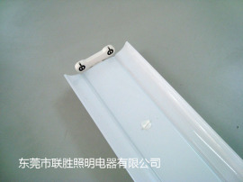 LED飞机头带罩支架，双管带罩支架，T8飞机头灯架