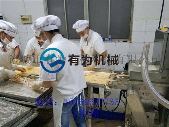 外贸食品厂用肉类裹粉机 ，鸡柳条裹粉机