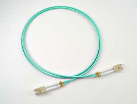 深圳毅宏光通信电信级10G万兆OM3双芯LC-LC多模50/125光纤跳线3M