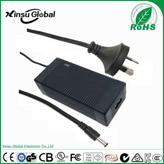 24V2.7A电源 通过ICE61558安全标准认证 24V2.7A电源适配器