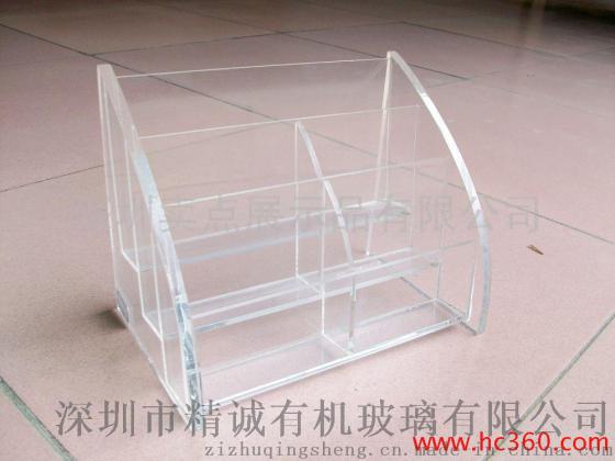 电子产品+演讲台+装饰墙