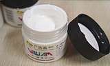 英. 威廉王牌水粉颜料—白色