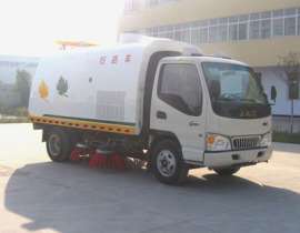 吸尘车