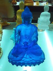 琉璃显宗药师佛，深圳琉璃佛像生产厂家，琉璃佛像供养，琉璃万佛，寺庙琉璃佛像供应商，专业琉璃工艺品厂家