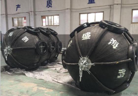充气护舷 充气靠球 橡胶护舷 橡胶靠球 船舶用防撞碰球 防撞碰垫等 请选择中盛海韵 我们是厂家直销